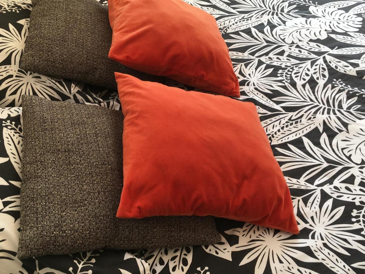 By Cassis Chambre Privee Dans Maison Familiale Екстериор снимка