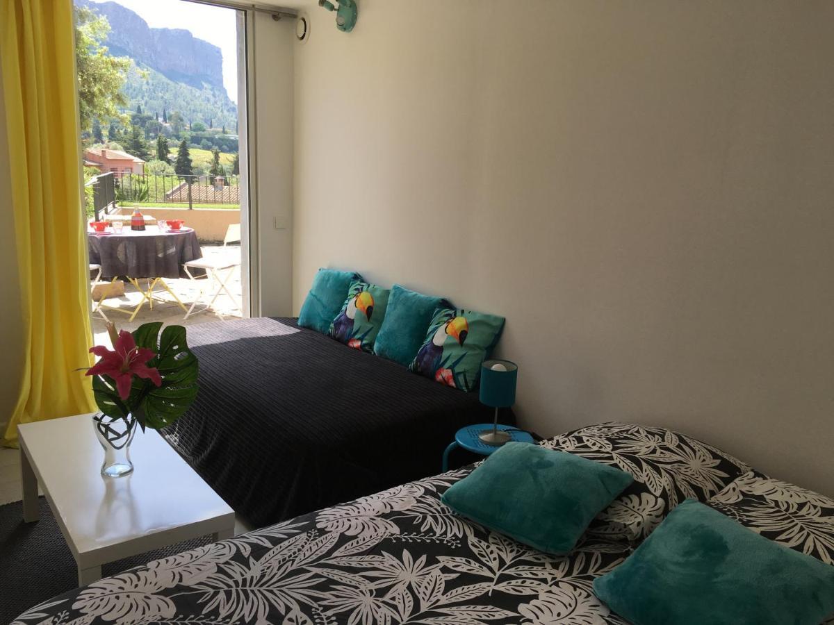 By Cassis Chambre Privee Dans Maison Familiale Екстериор снимка